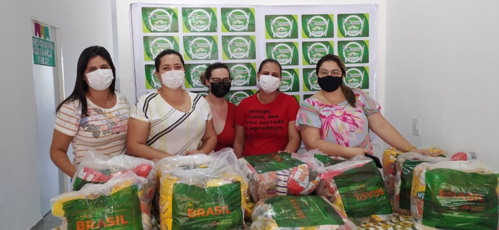 Secretaria de Assistência Social beneficia 300 famílias com cestas básicas do Programa Cidadania