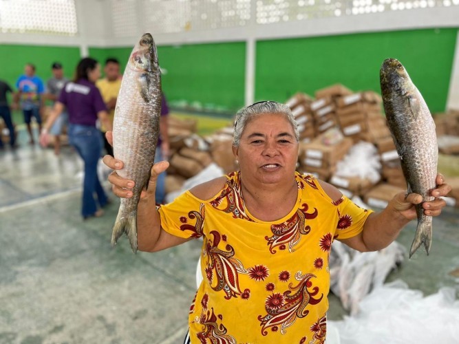 Pelo quarto ano seguido, mais de 2500 famílias têm o peixe e o alimento garantidos na Semana Santa
