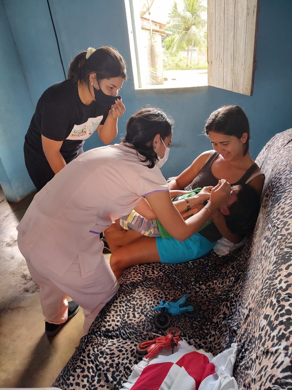 Saúde faz busca ativa na zona rural para garantir atualização de vacinas à crianças e adolescentes